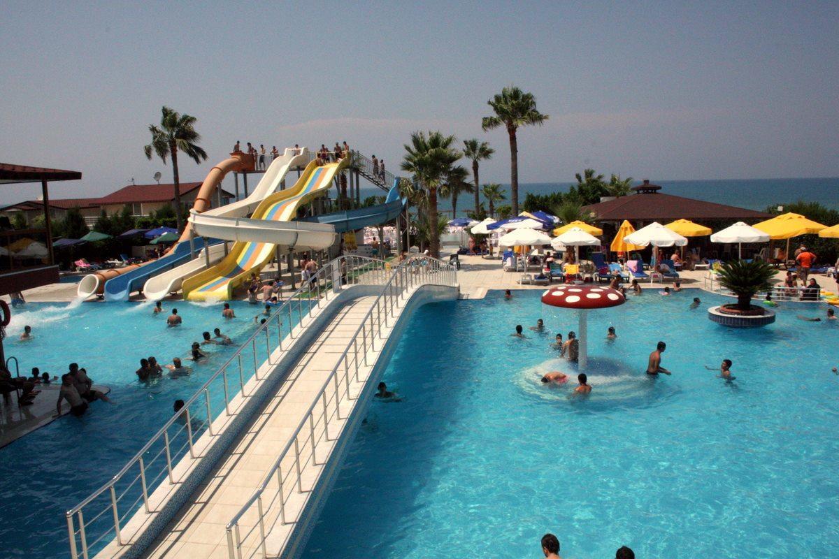 Club Casmin Hotel İskenderun Exterior foto